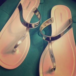 White and silver scandal, perfect for vacation!